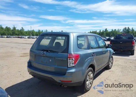 2010 Subaru Forester 2.5X из США, поврежденный, VIN JF2SH6AC1AH704418